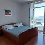 Matea - Two-bedroom With Sea View And Balcony - Tikovica * Stikovica