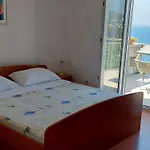 Matea - Two-bedroom With Sea View And Balcony - Tikovica